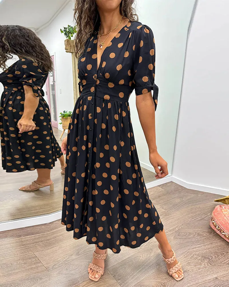 Daisy | Stylish Dress with Contemporary Dot Design