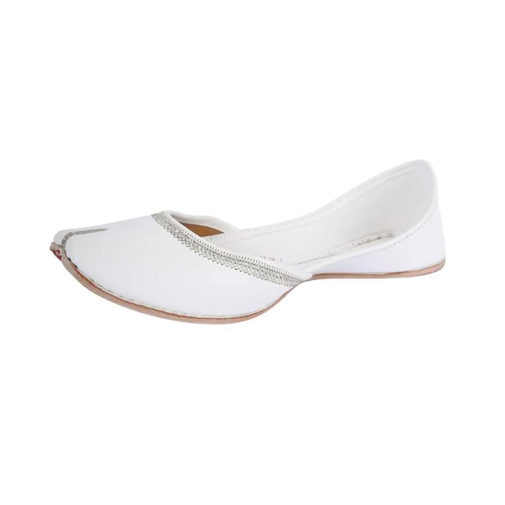 Polar White Women Jutti | Hand-Crafted | Casual | Day Wear