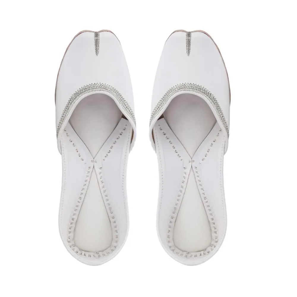 Polar White Women Jutti | Hand-Crafted | Casual | Day Wear