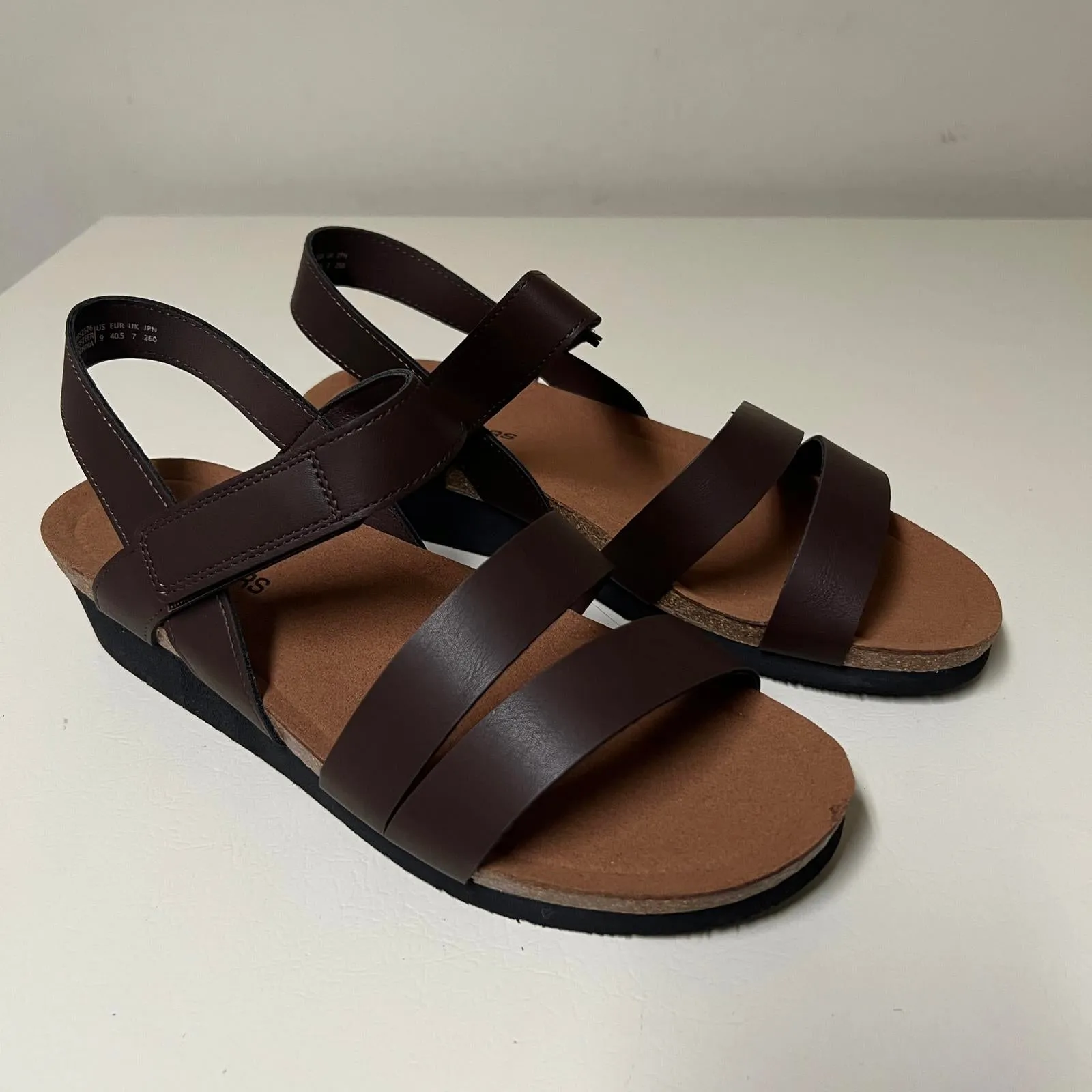 Stylish Brown Dreampairs Wedge Sandals, Size 9