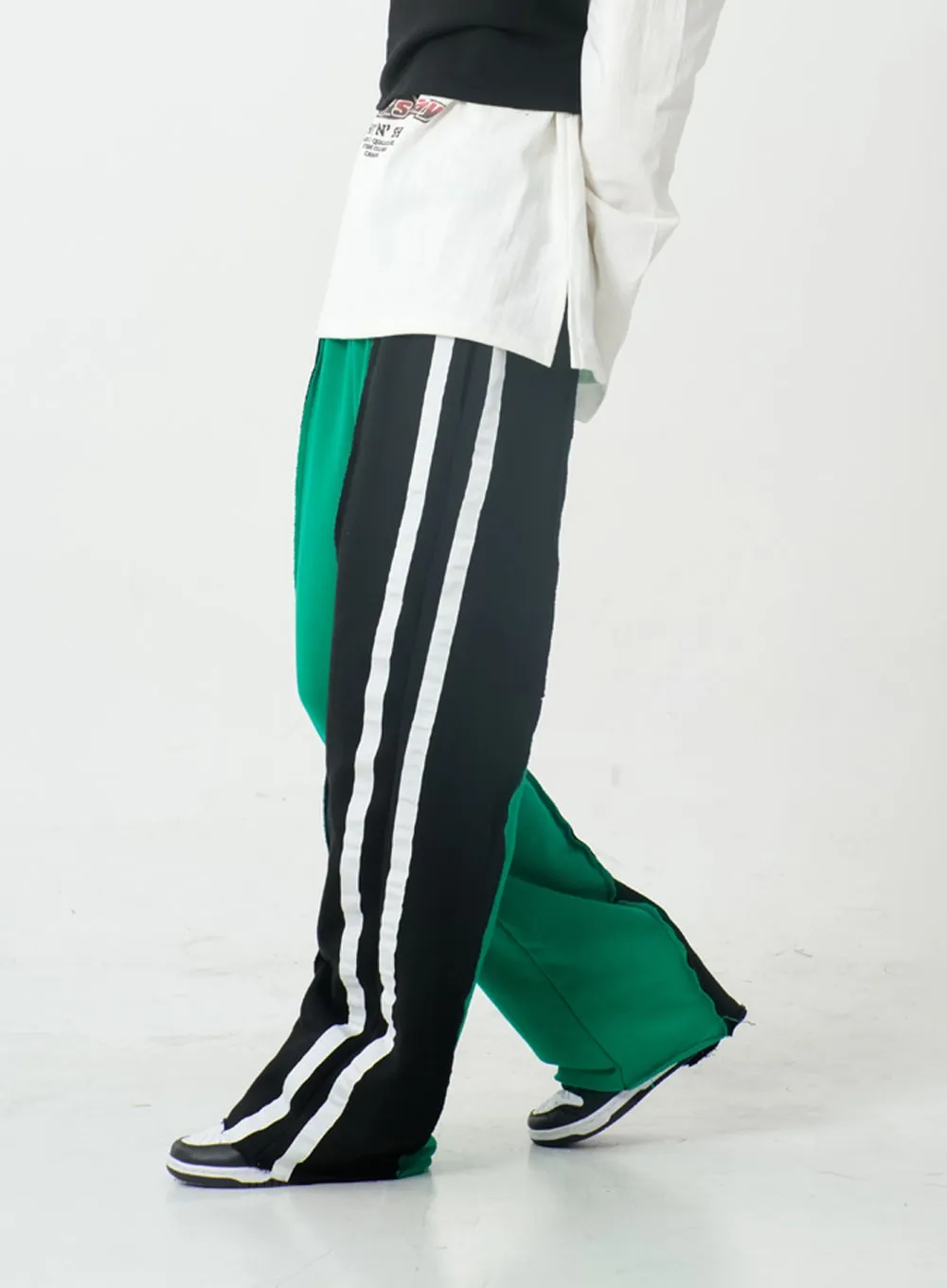 Three Color Training Wide Pants IO12